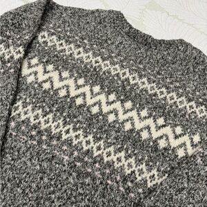 J Jill Gray and White Patterned Sweater- Size XL